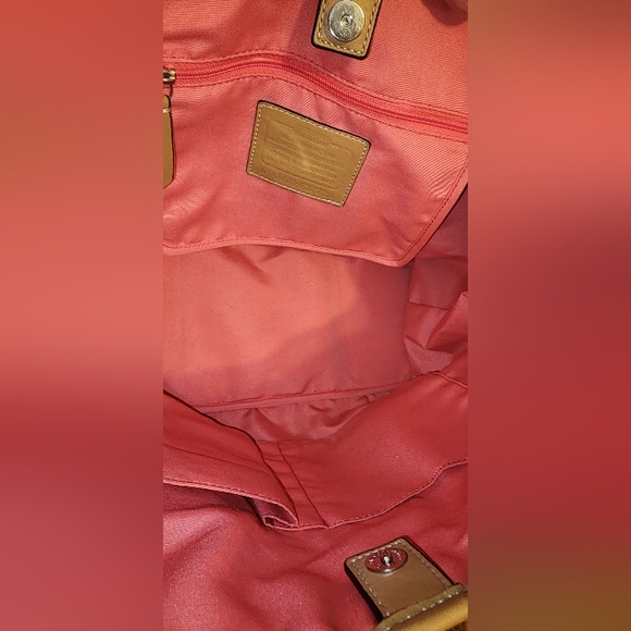 COACH EUC HADLEY SMALL LEATHER DUFFEL SHOULDER BAG - Picture 5 of 6